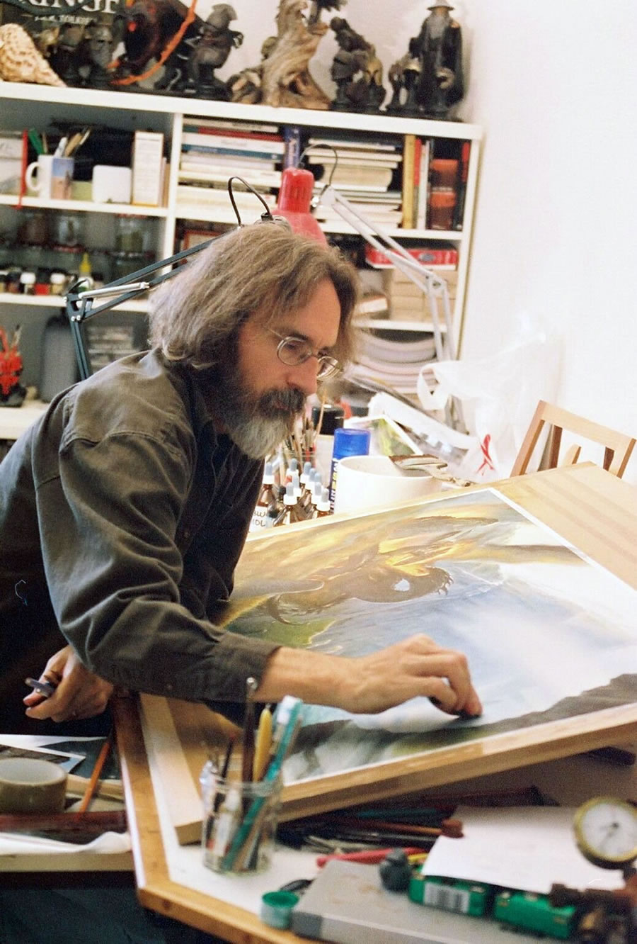 Tolkien illustrator John Howe will be one of the judges