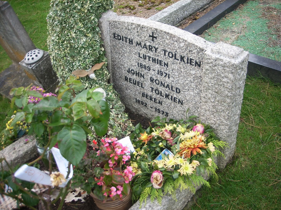 tolkien's resting place