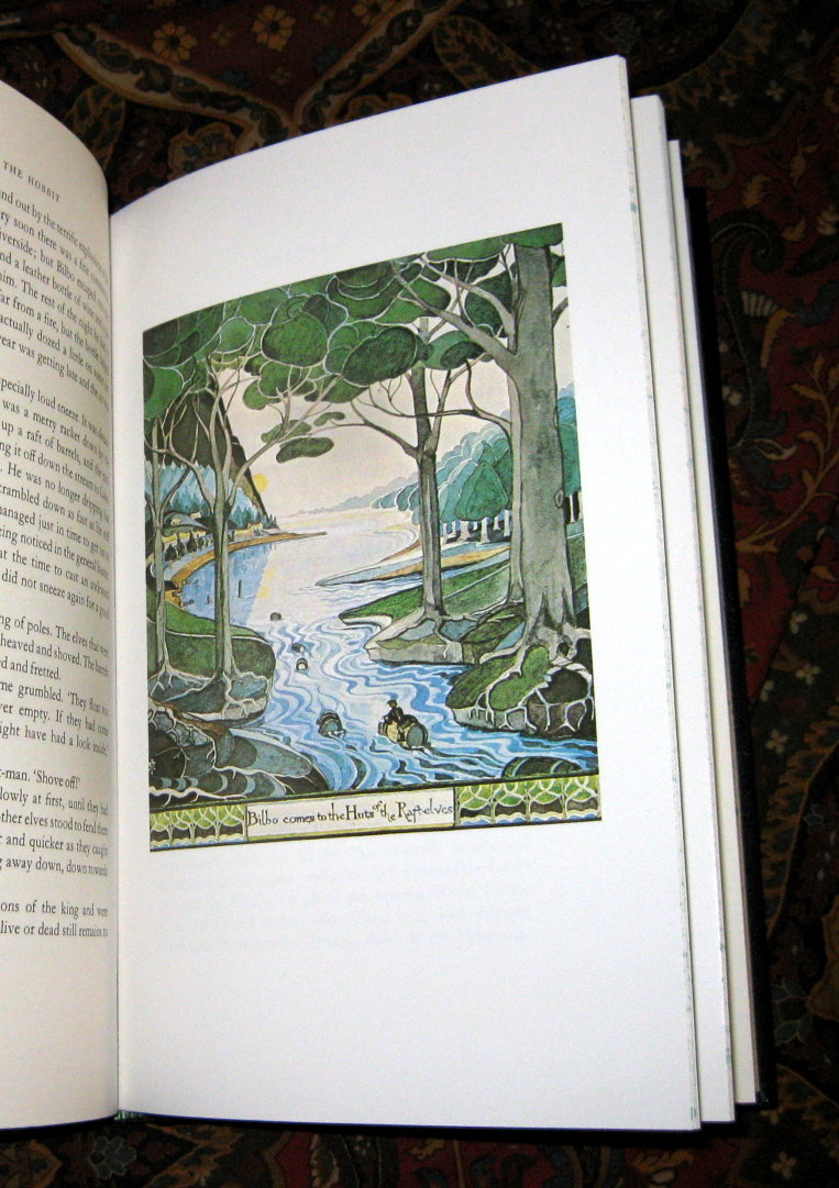The Hobbit Tolkien drawings in Deluxe ed
