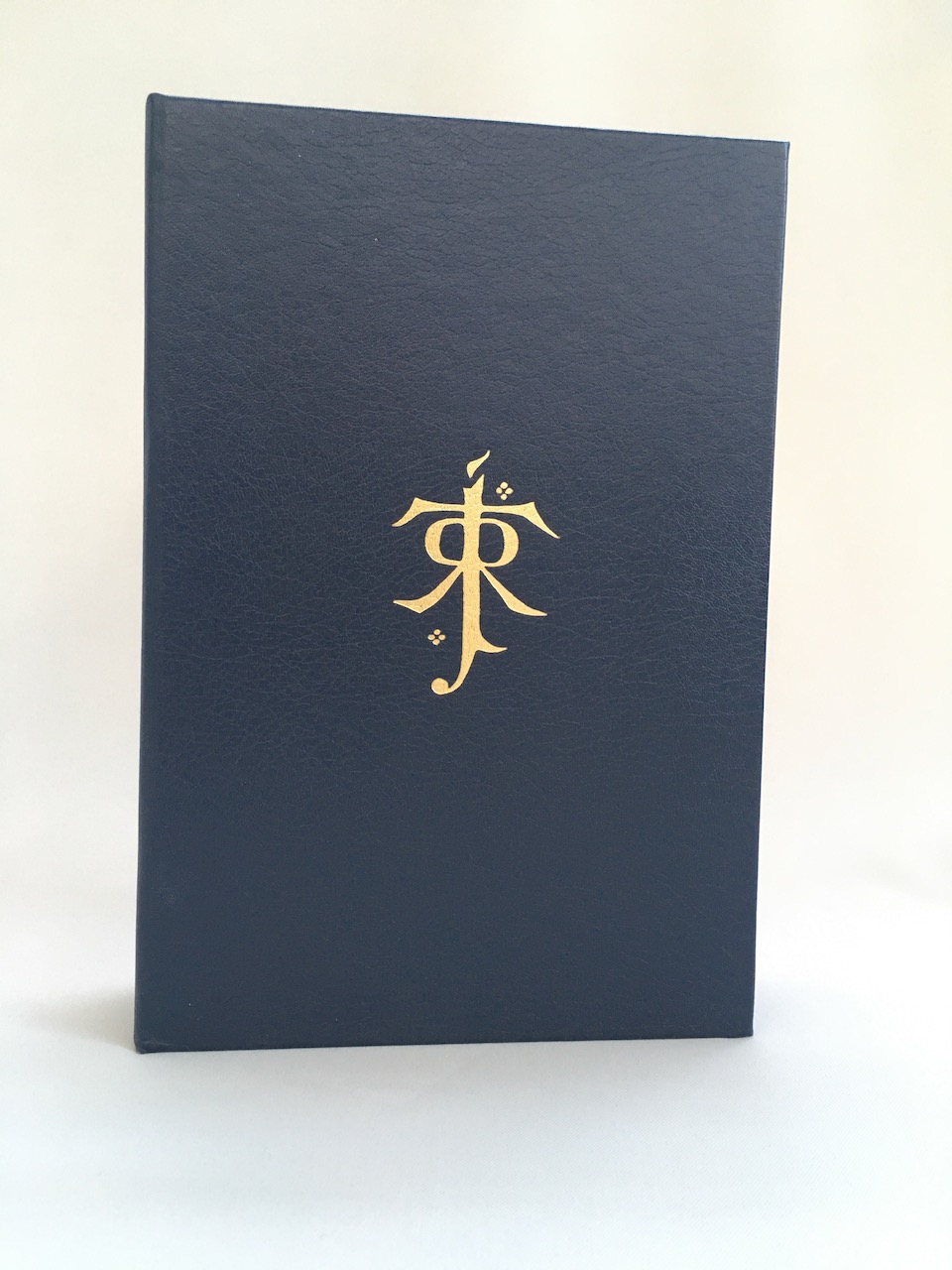
The Children of Hurin Leather Signed Limited Edition - Super Deluxe Edition 3