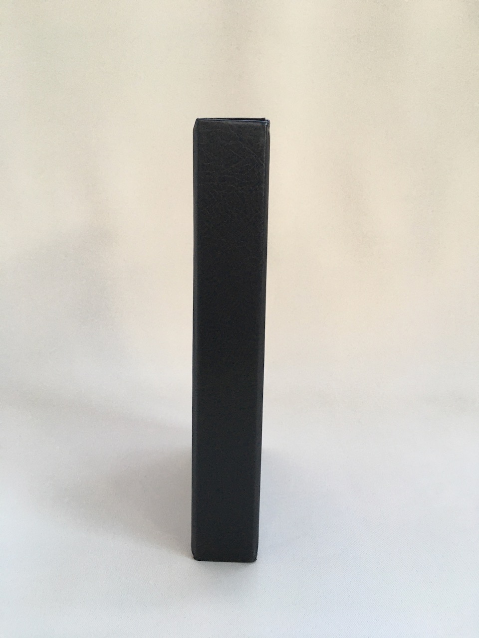 
Black Limited De Luxe edition of the Silmarillion 2002 5