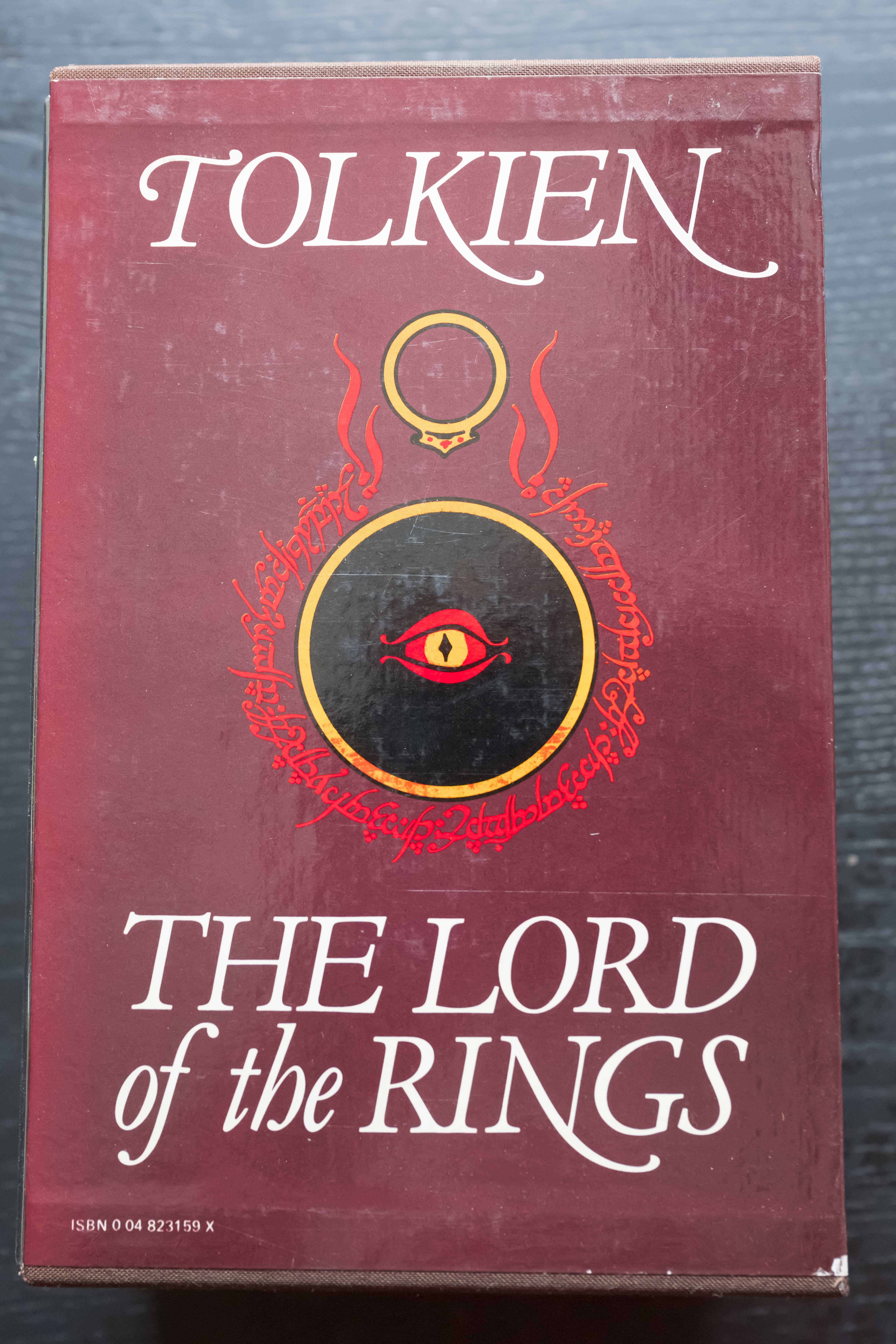 The Lord of the Rings, 2nd UK Edition, 10 / 10 / 9 set in original slipcase 2