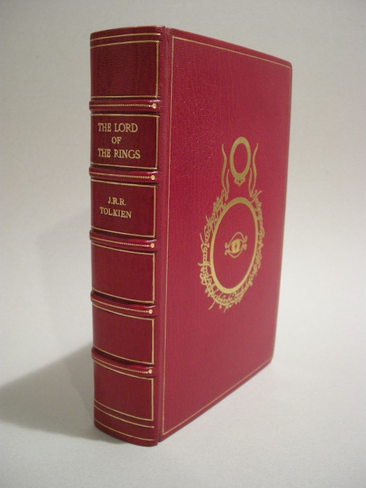 The lord of the Rings, first one-volume edition from 1968 signed by the author on the title page