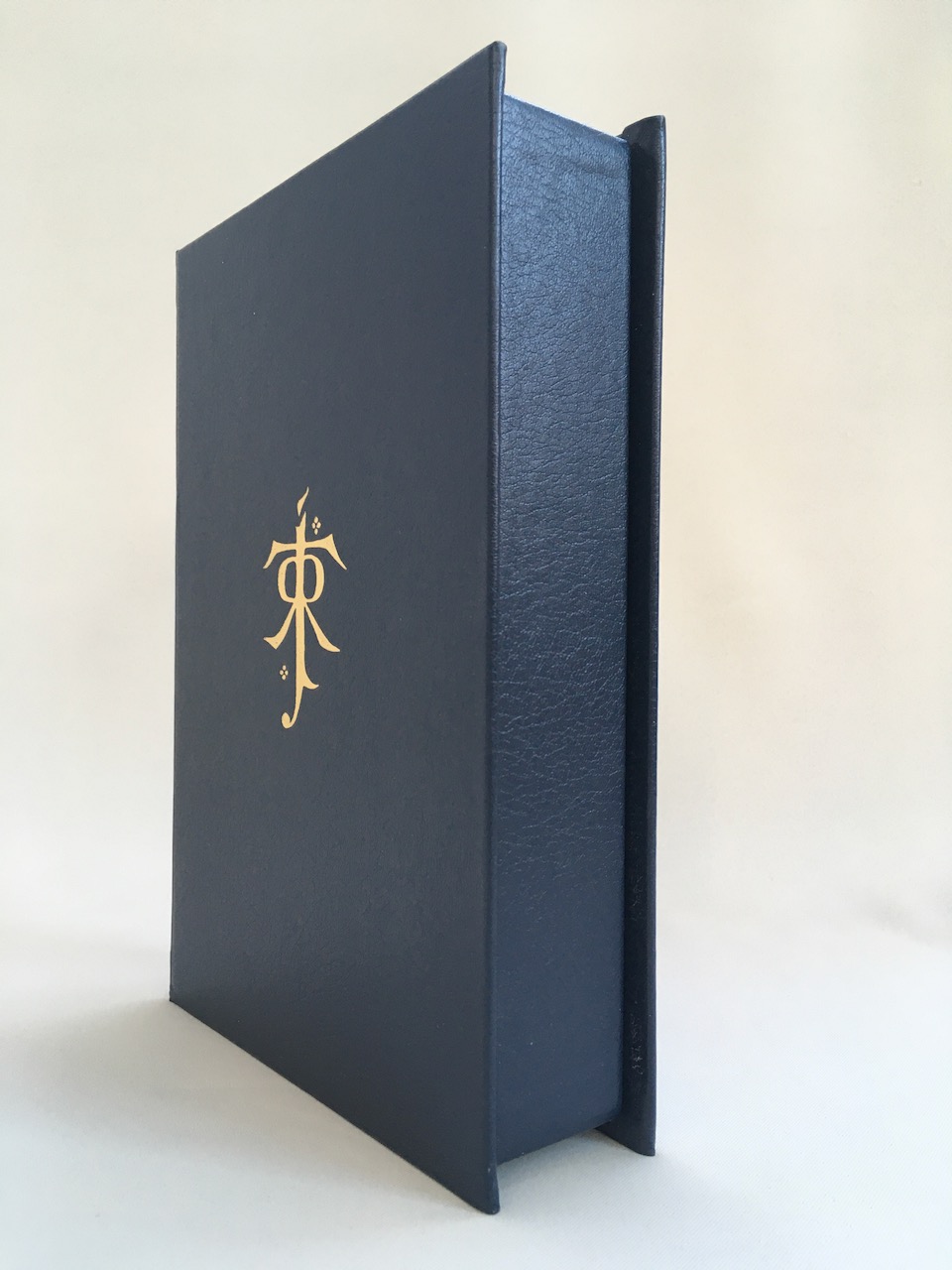 
The Children of Hurin Leather Signed Limited Edition - Super Deluxe Edition 4