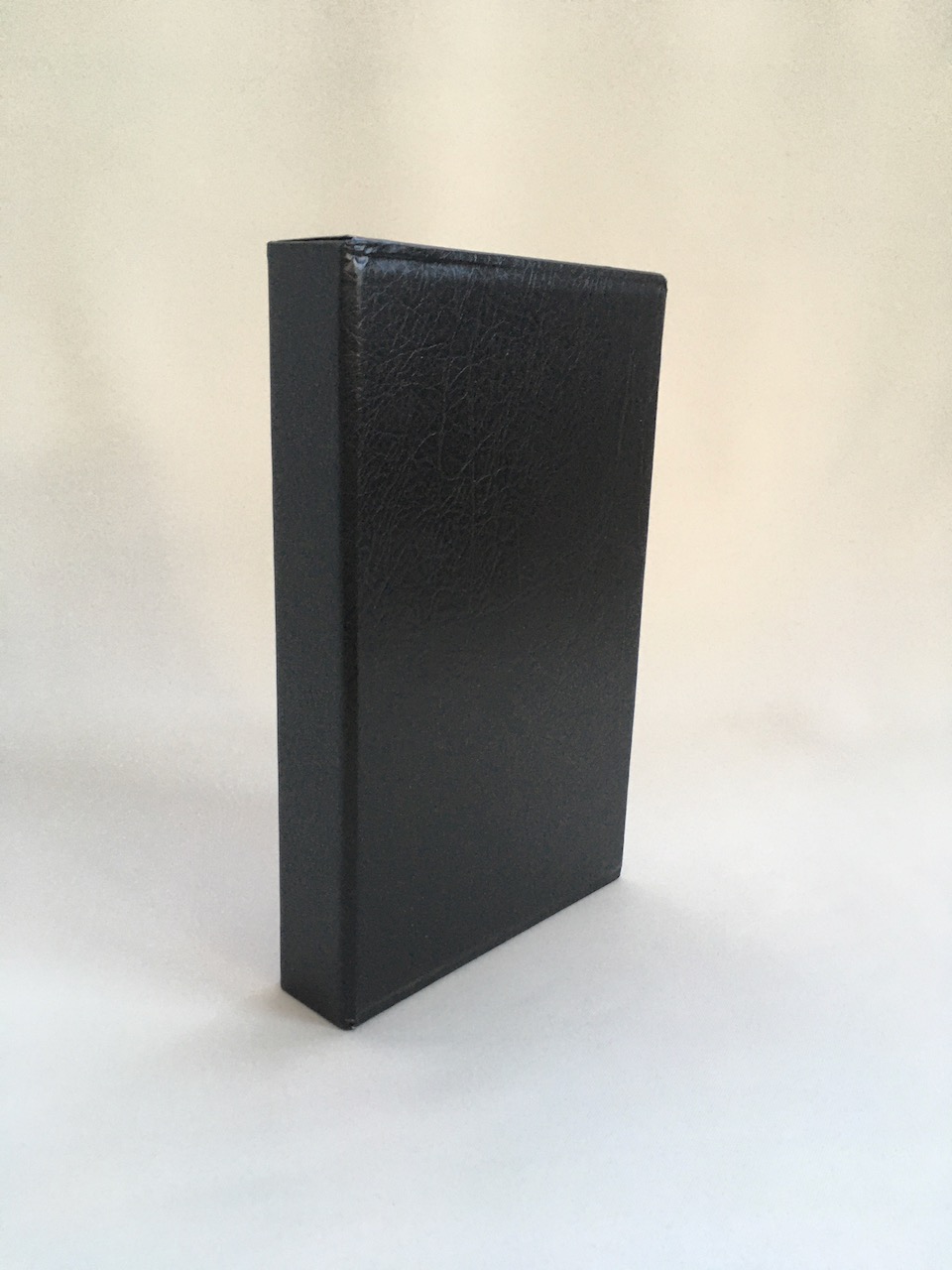 
Black Limited De Luxe edition of the Silmarillion 2002 6