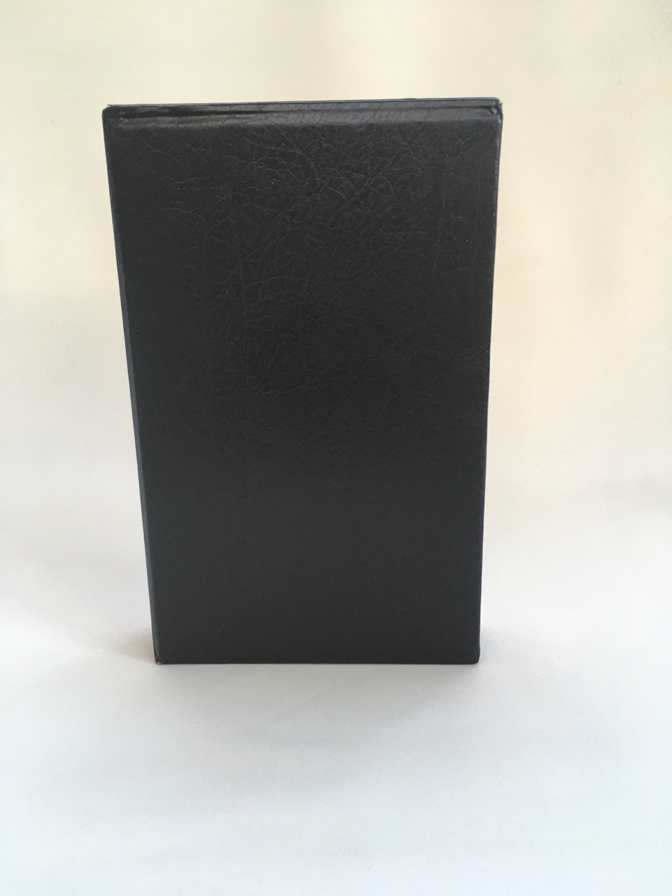
Black Limited De Luxe edition of the Silmarillion 2002 7