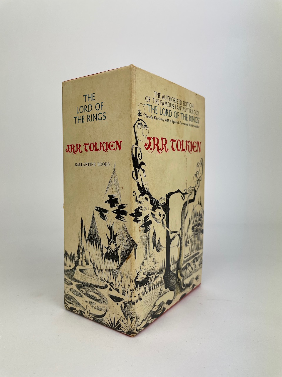 The Lord of the Rings from 1968, Authorized Edition in Black, White and Red Publishers Slipcase 3