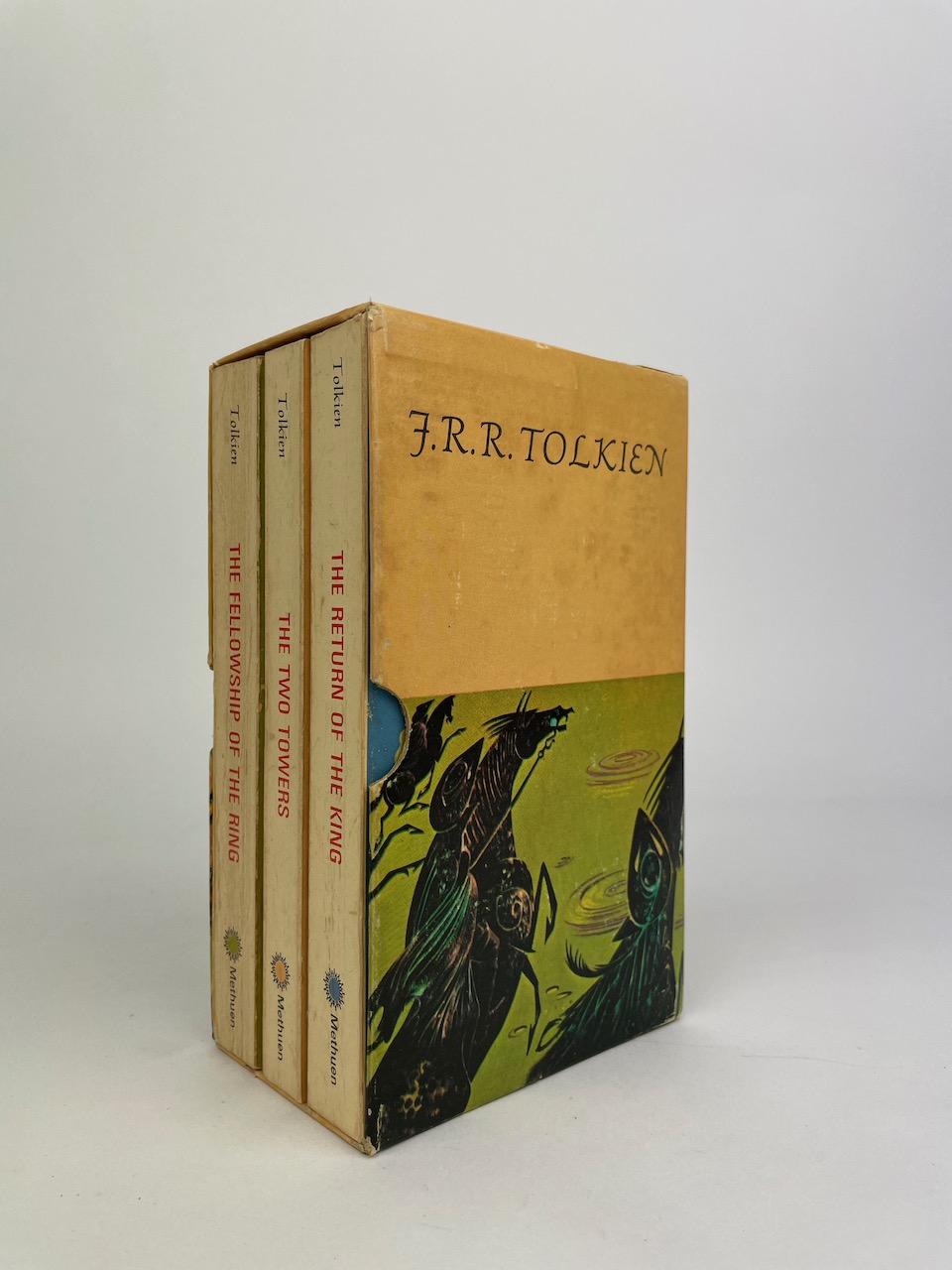 J.R.R. Tolkien, The Lord of the Rings in slipcase released in 1973 by Methuen Publications 4