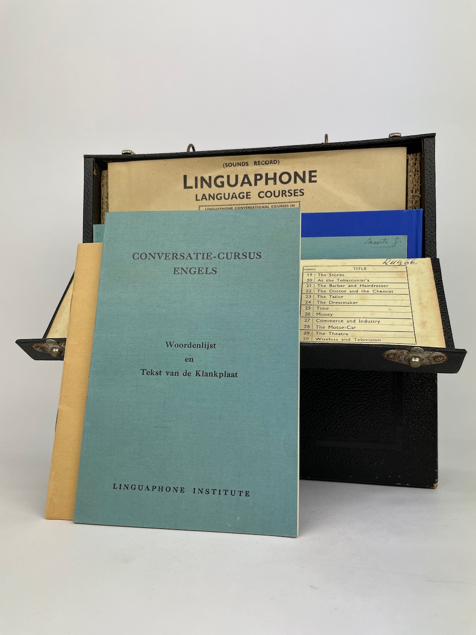 Linguaphone Conversational Course English - Complete set - 16 records and 5 booklets in original box 4